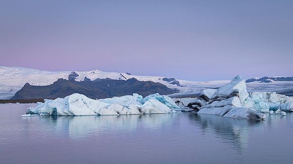 Glacier lagoon